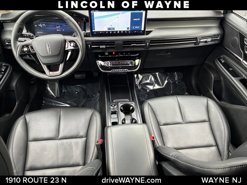 Certified 2024 Lincoln Corsair AWD w/ Equipment Group 101A image 23