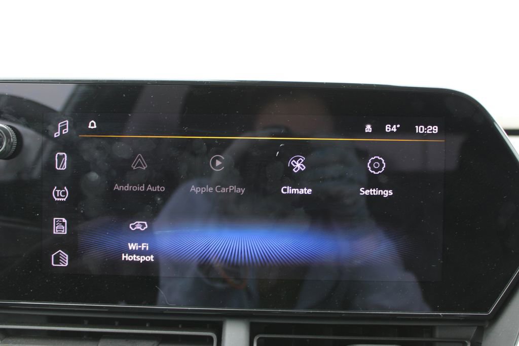 Used 2025 Chevrolet Trax LT w/ LT Convenience Package image 34