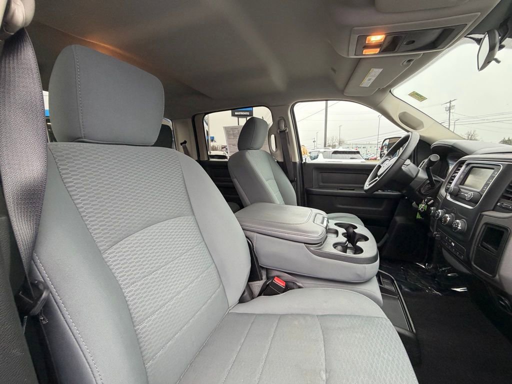 Used 2018 RAM 2500 Tradesman w/ Chrome Appearance Group image 13