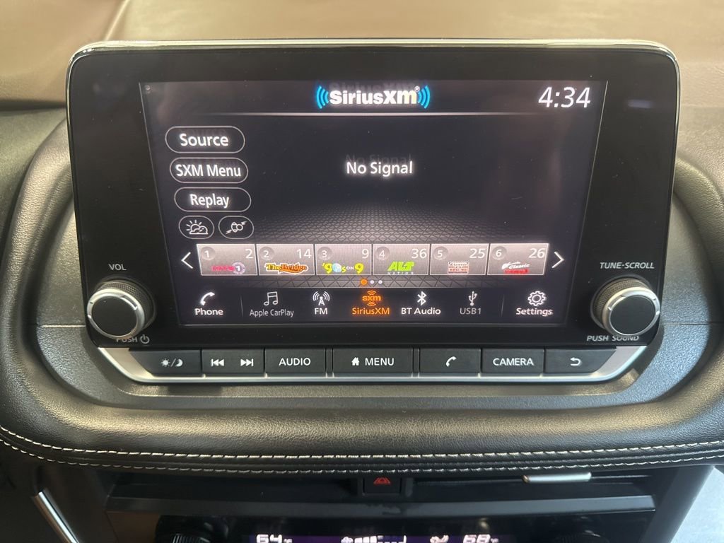 Used 2023 Nissan Rogue SV image 26