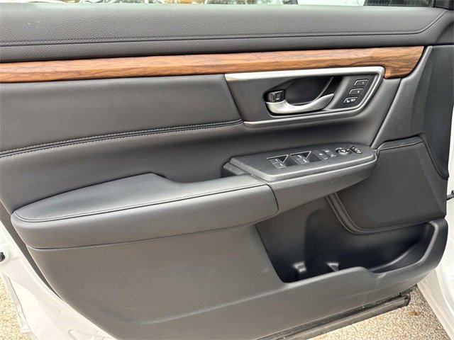 Used 2020 Honda CR-V Touring image 17