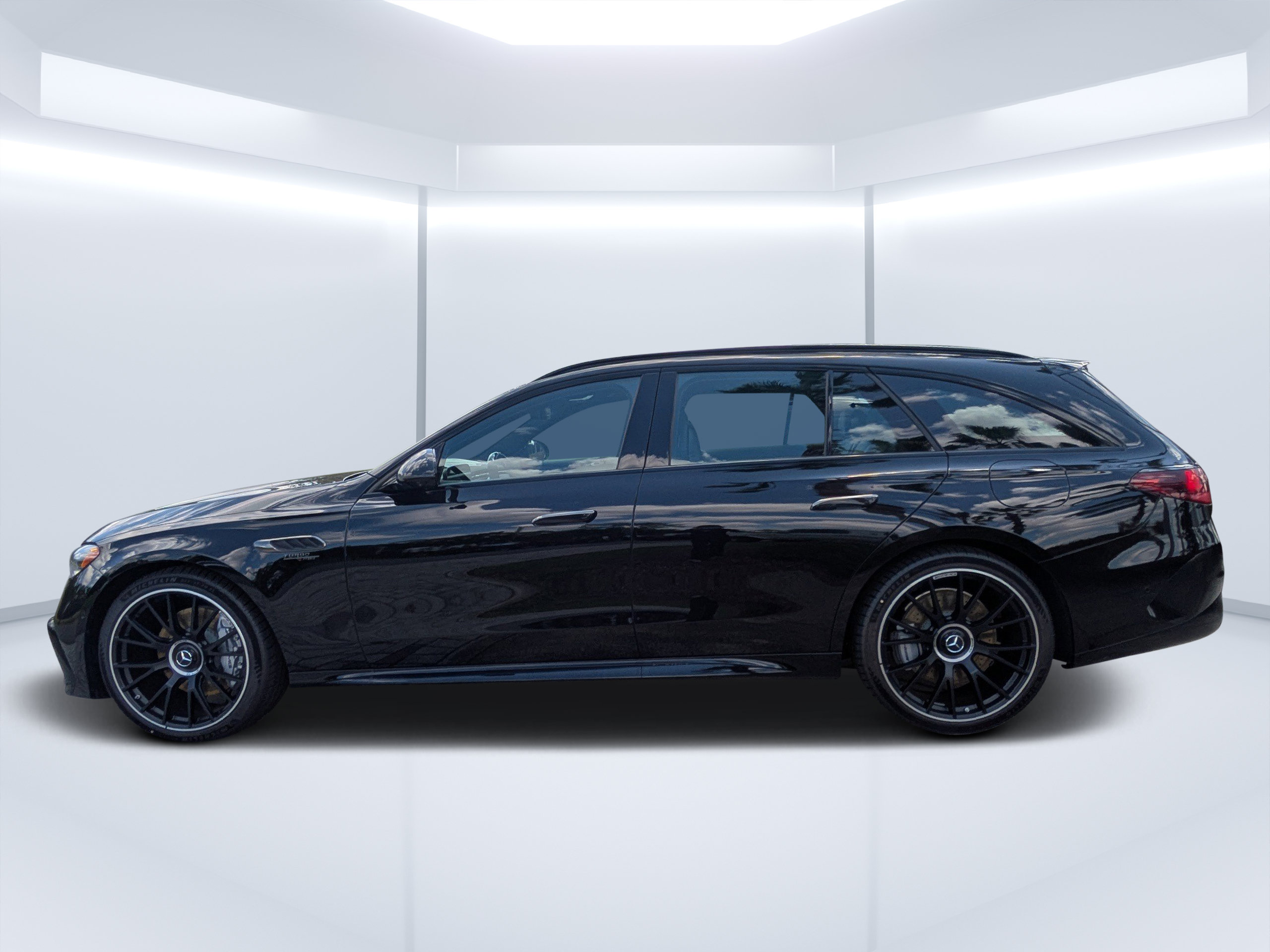 New 2026 Mercedes-Benz E 53 AMG e 4MATIC Wagon image 6