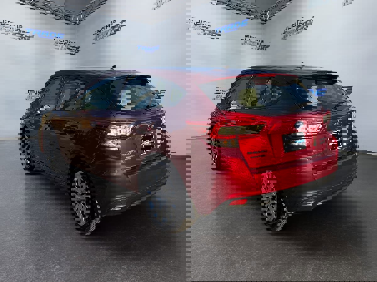 Used 2017 Subaru Impreza 2.0i image 7