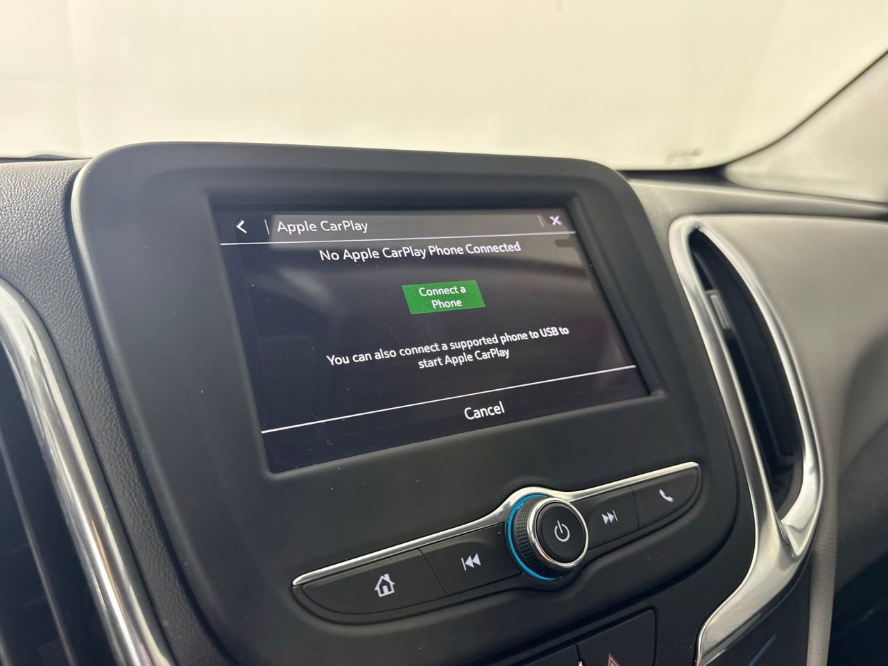 Used 2022 Chevrolet Equinox LS image 28