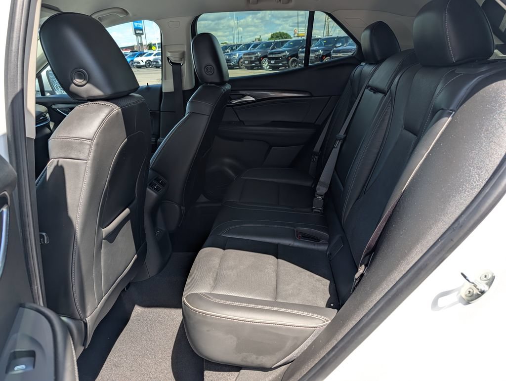Used 2021 Buick Envision Essence AWD/4WD image 15