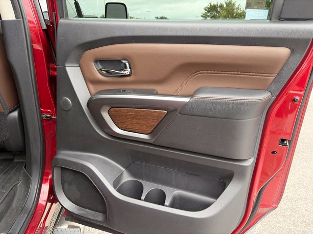 Used 2016 Nissan Titan Platinum Reserve RWD image 19