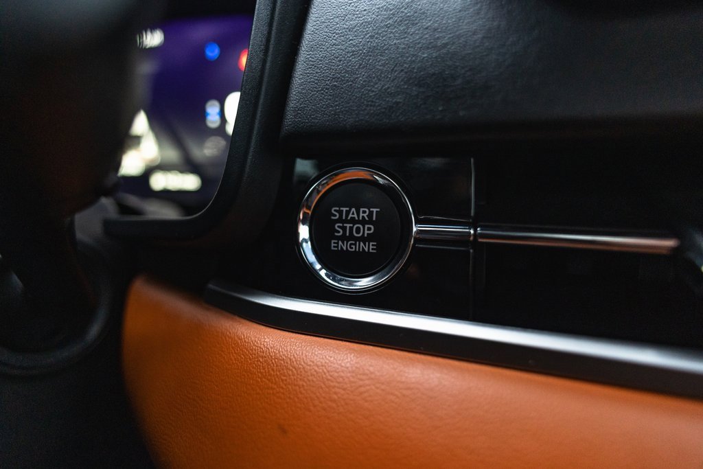 Used 2024 Mitsubishi Outlander SEL image 19