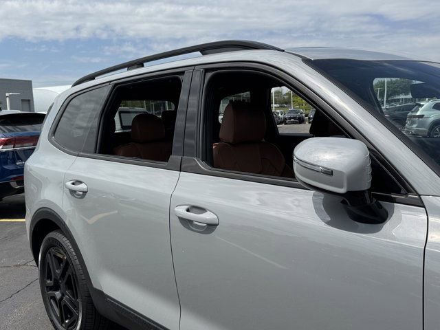 Used 2025 Kia Telluride SX Prestige X-Line AWD/4WD image 5