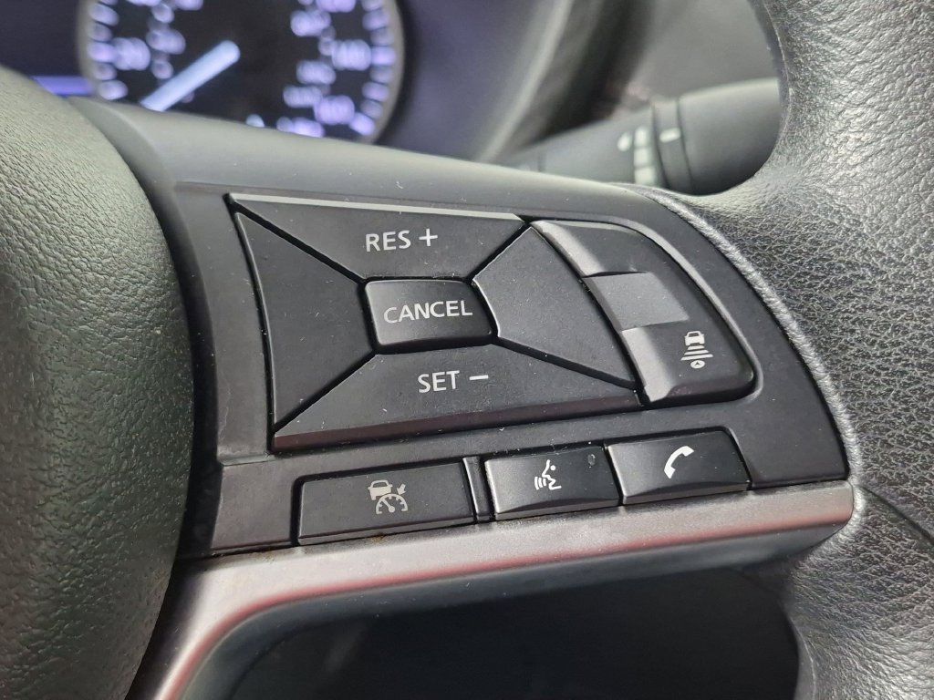 Used 2025 Nissan Sentra SV FWD image 19