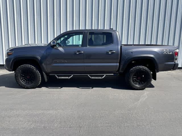 Used 2023 Toyota Tacoma TRD Pro AWD/4WD image 3