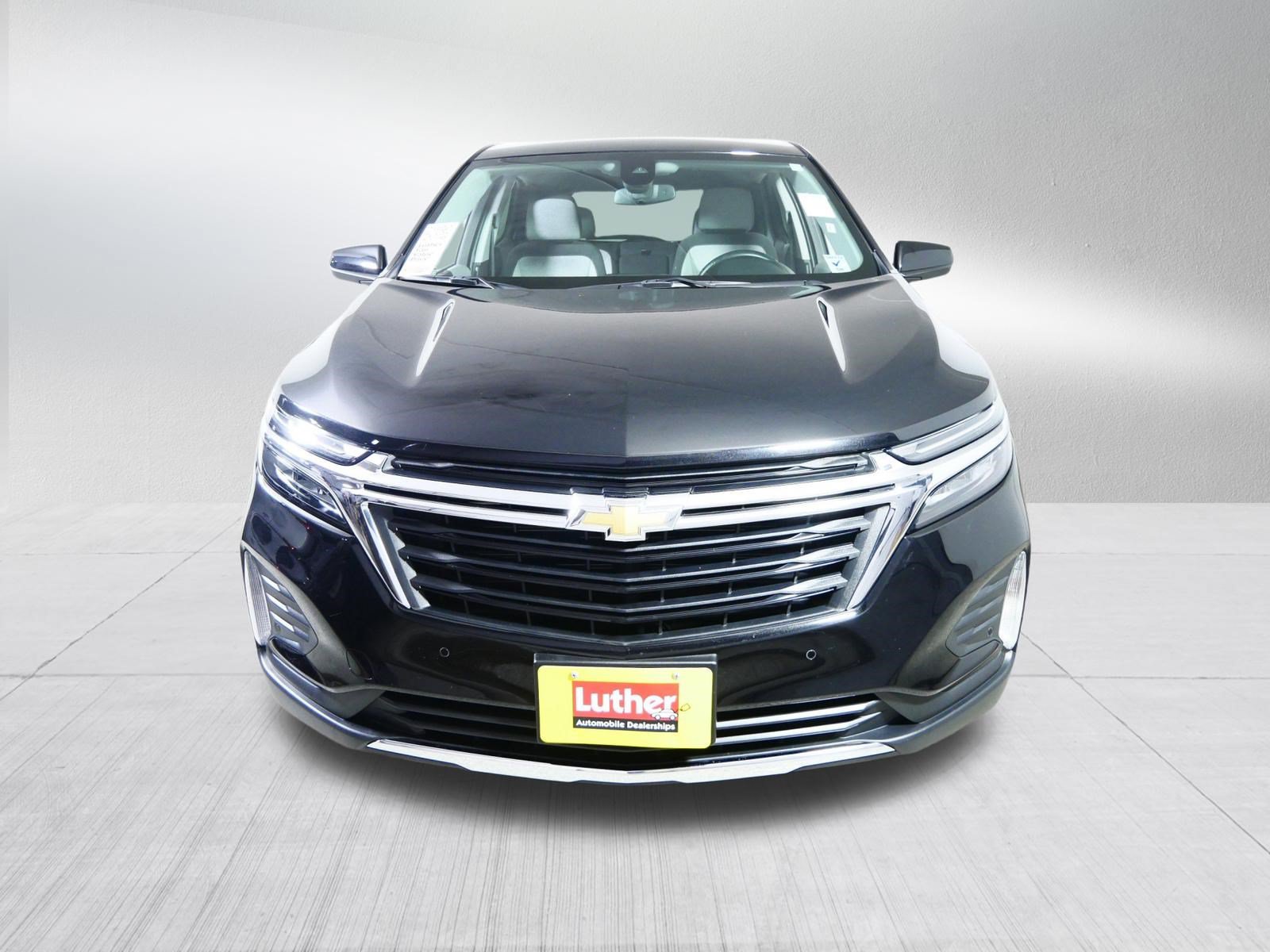 Used 2023 Chevrolet Equinox LT AWD/4WD image 2