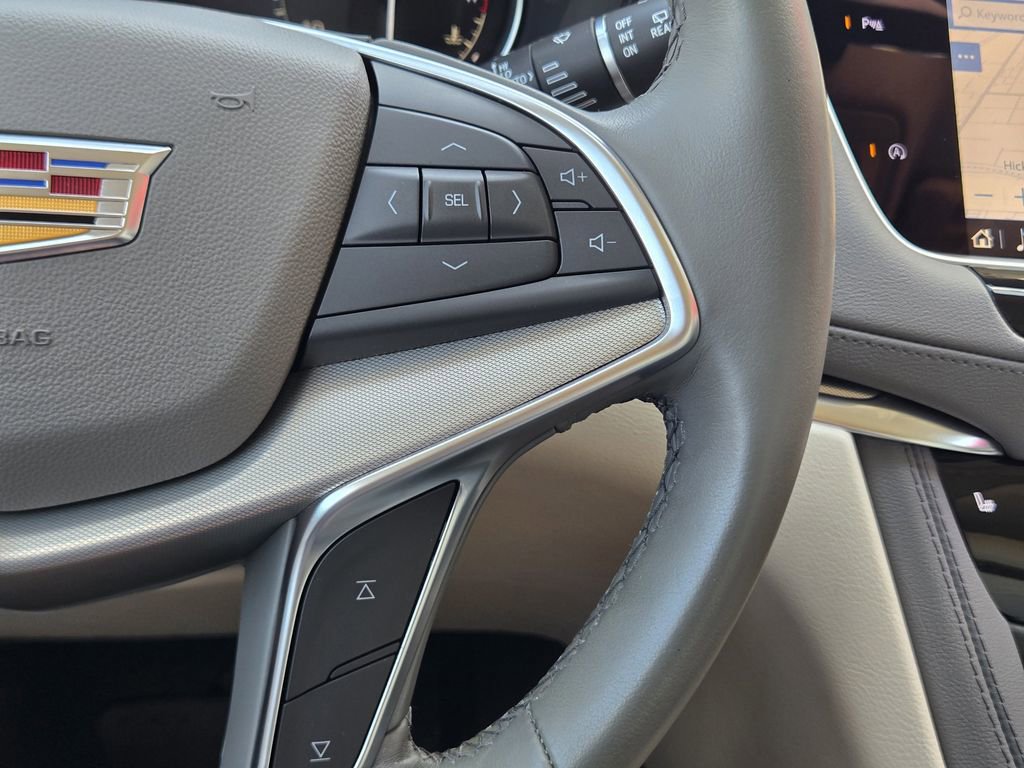 Used 2024 Cadillac XT5 Premium Luxury image 30