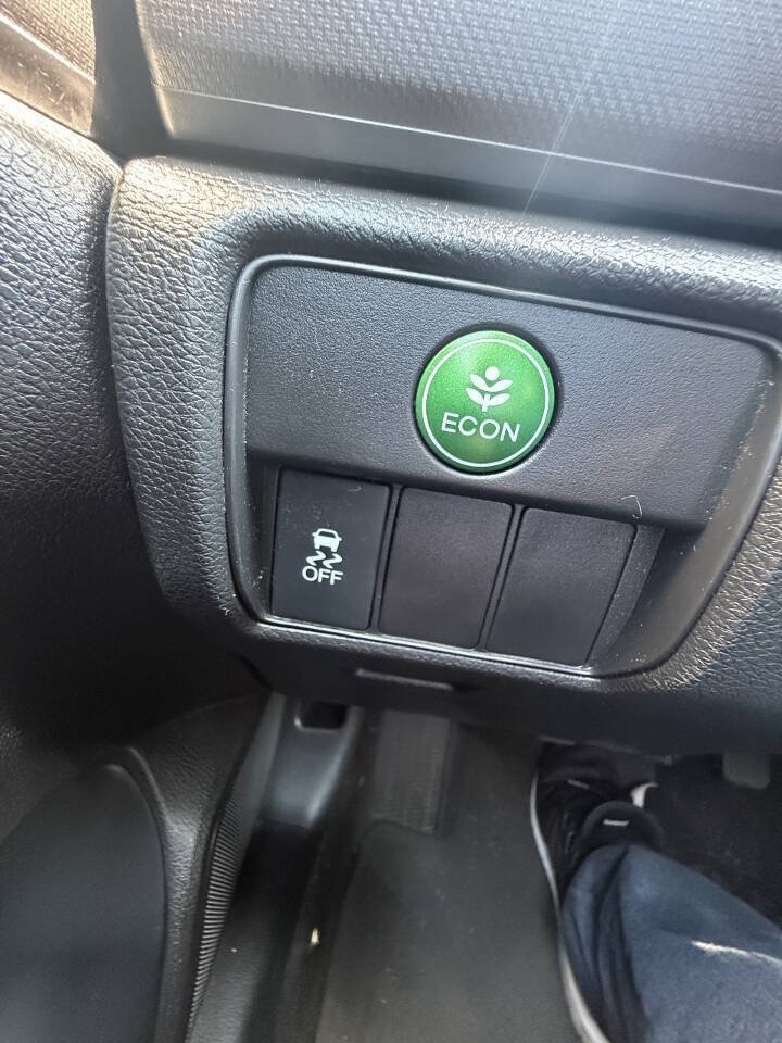 Used 2015 Honda Accord LX image 17