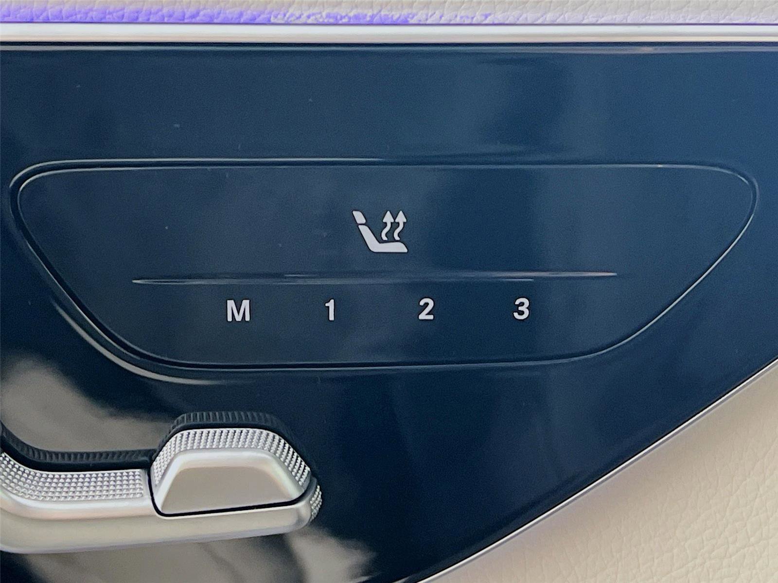 New 2026 Mercedes-Benz C 300 4MATIC Sedan image 21