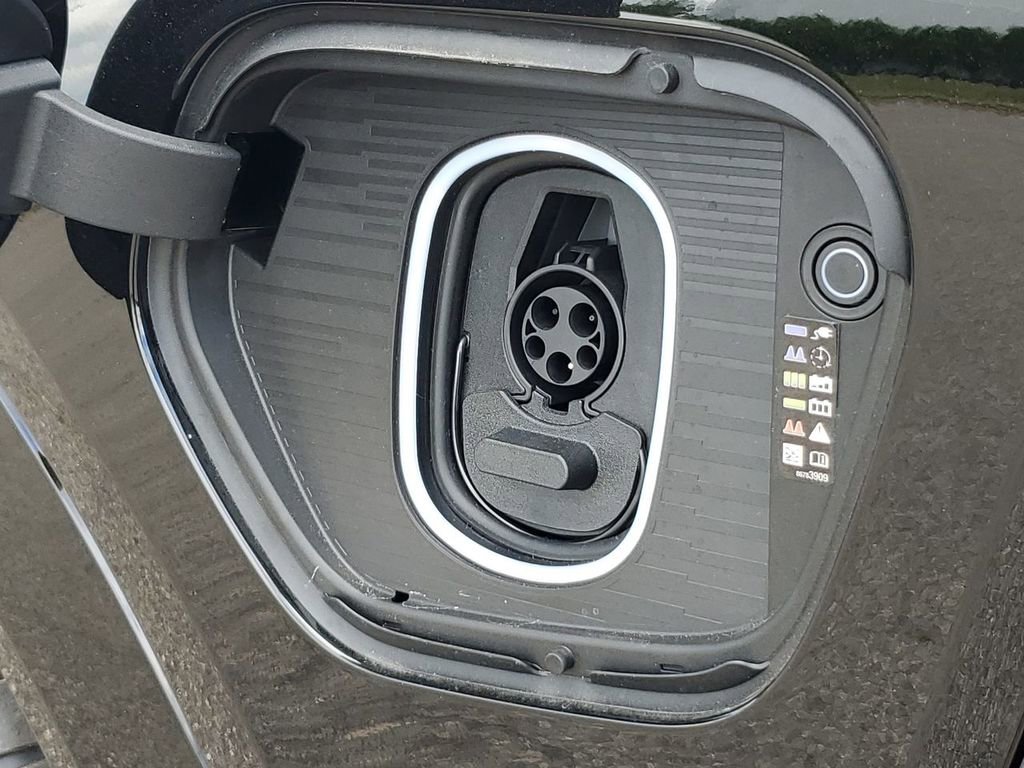 New 2026 Cadillac Escalade IQ Luxury 1 image 34