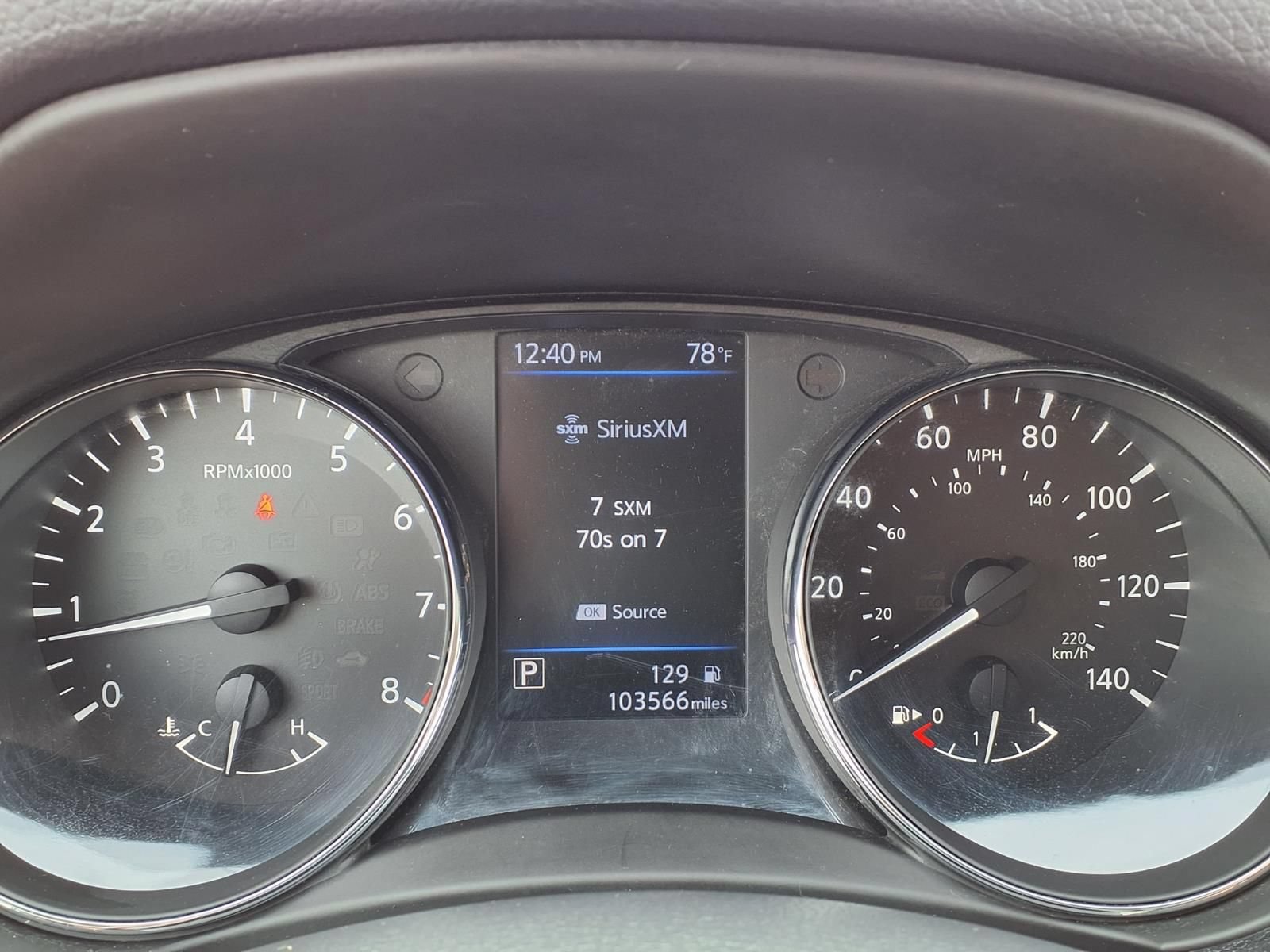Used 2018 Nissan Rogue SV AWD/4WD image 19