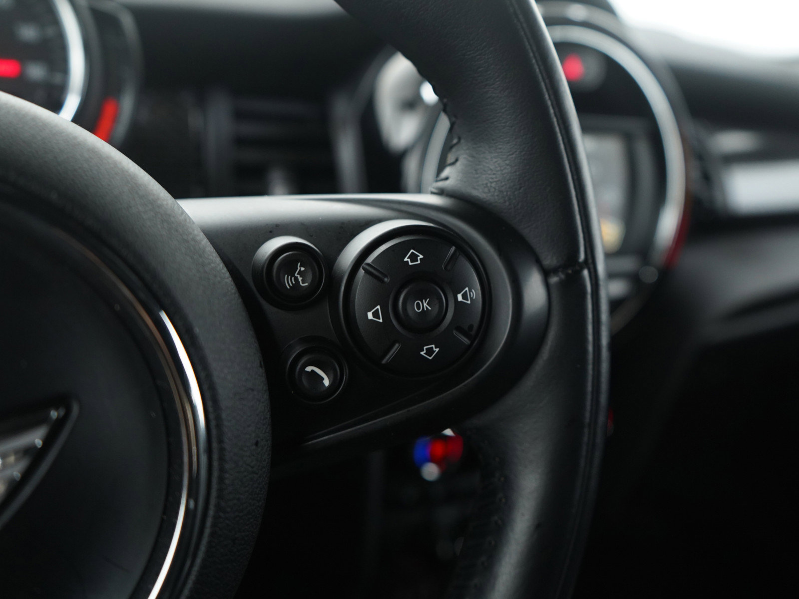 Used 2018 MINI Cooper S image 24