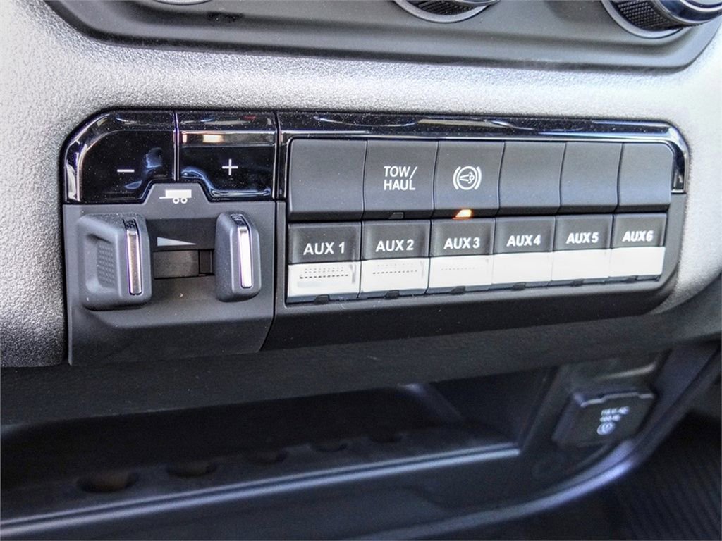 New 2024 RAM 4500 Tradesman RWD image 9
