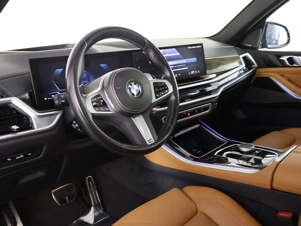 Used 2024 BMW X5 xDrive40i w/ M Sport Package image 30