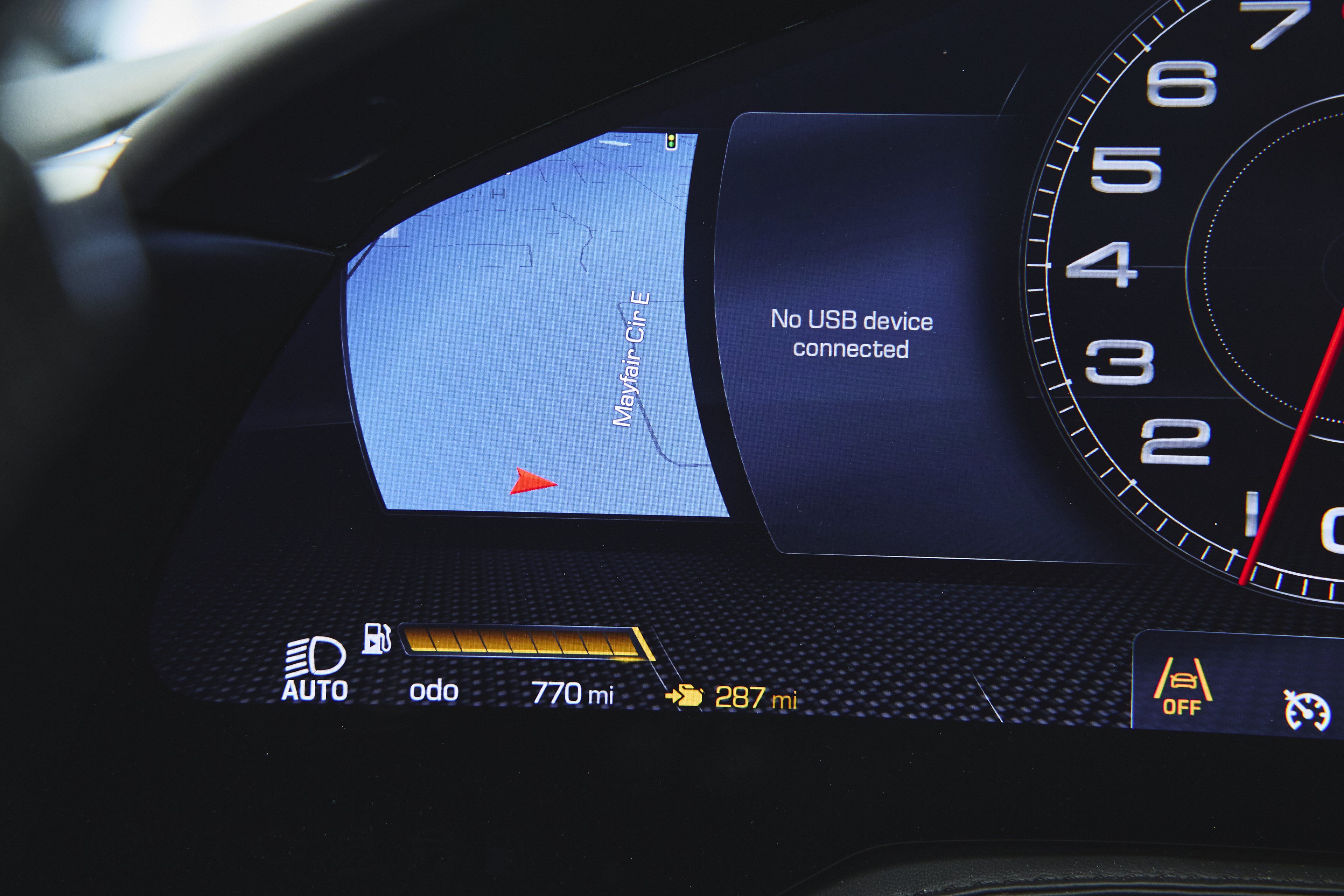 Used 2024 Ferrari Roma Spider RWD image 18