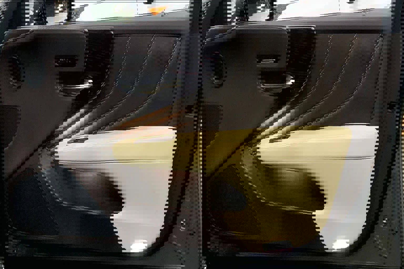 Used 2018 Lexus LS 500 AWD image 22