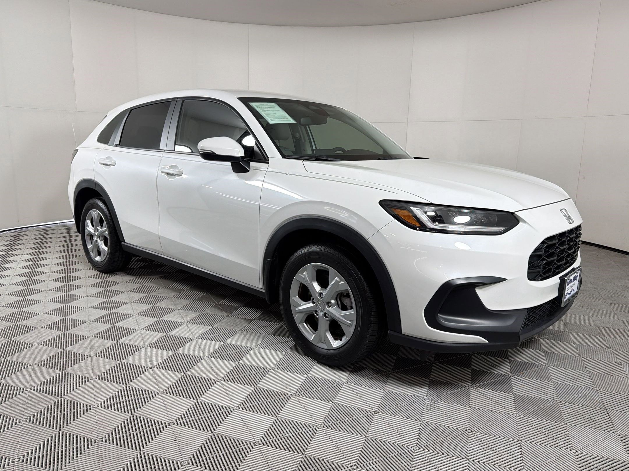 Certified 2024 Honda HR-V LX image 7