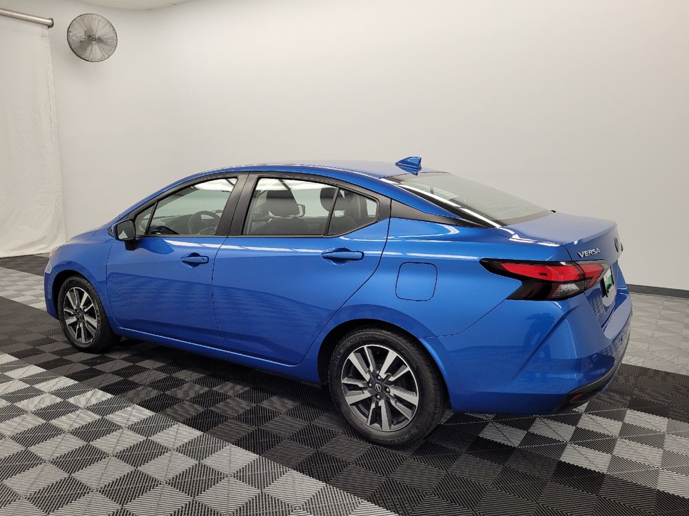 Used 2024 Nissan Versa SV FWD image 3