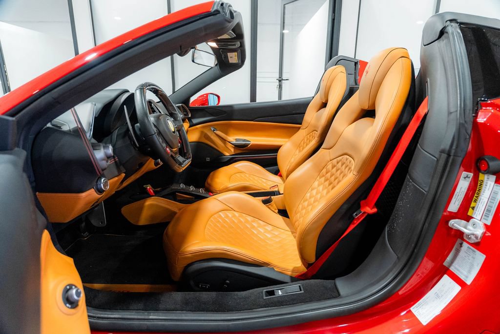 Used 2018 Ferrari 488 Spider RWD image 52