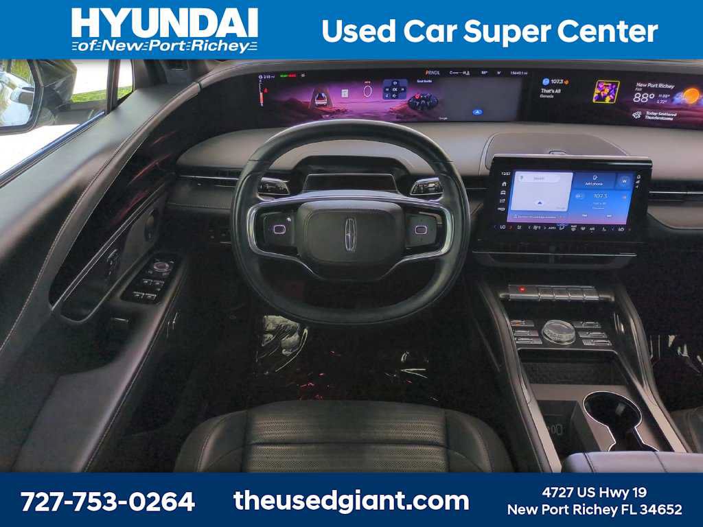 Used 2024 Lincoln Nautilus Reserve w/ Equipment Group 202A AWD/4WD image 18