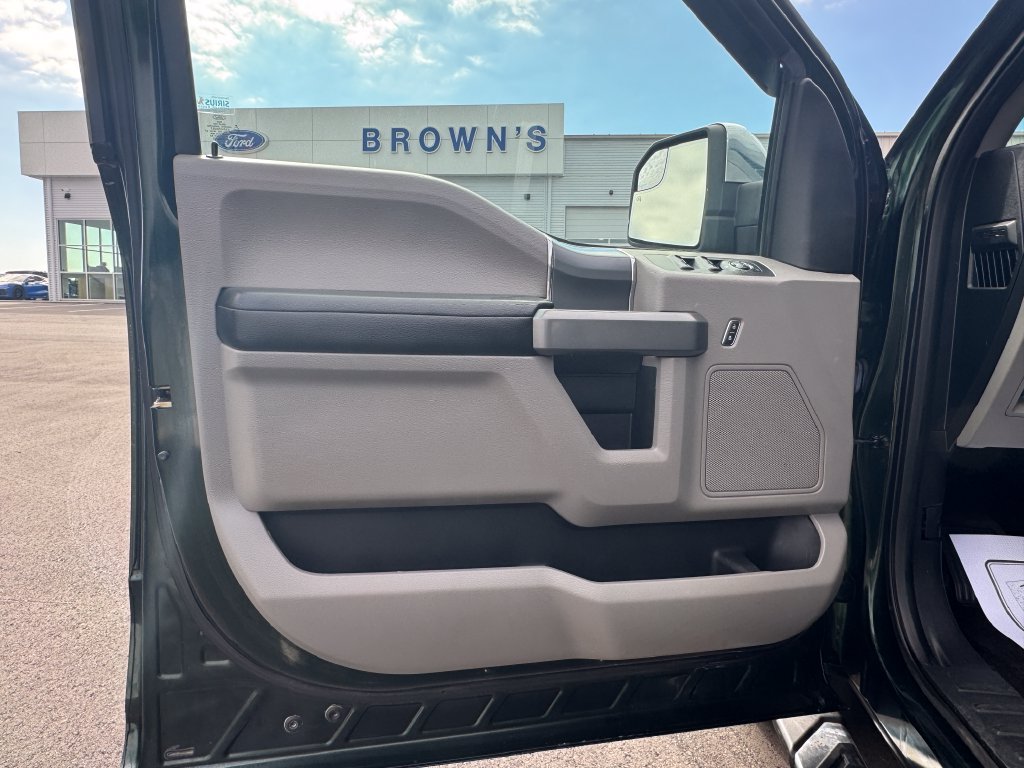 Used 2016 Ford F150 XLT w/ Equipment Group 301A Mid AWD/4WD image 20