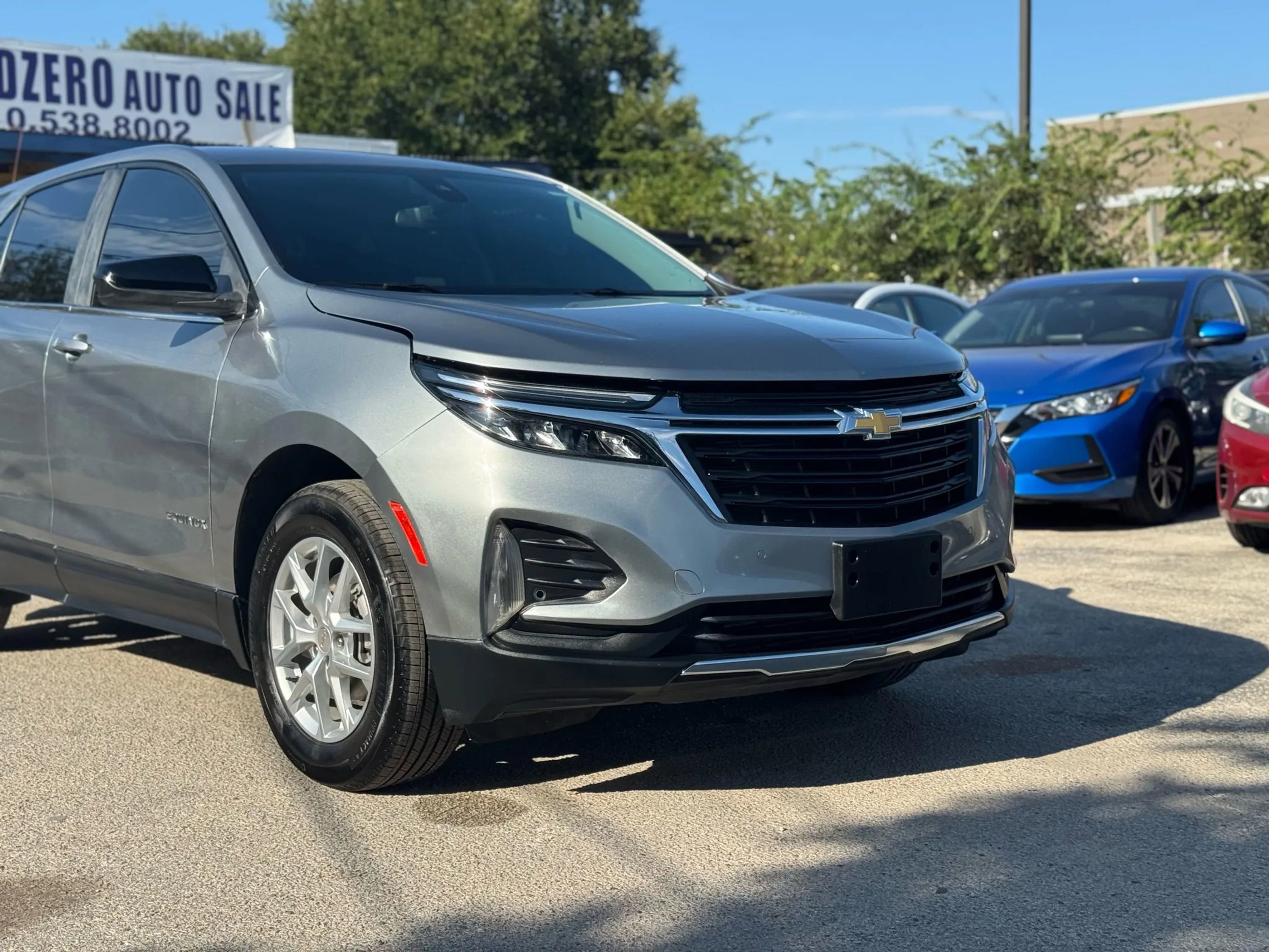 Used 2024 Chevrolet Equinox LT image 3