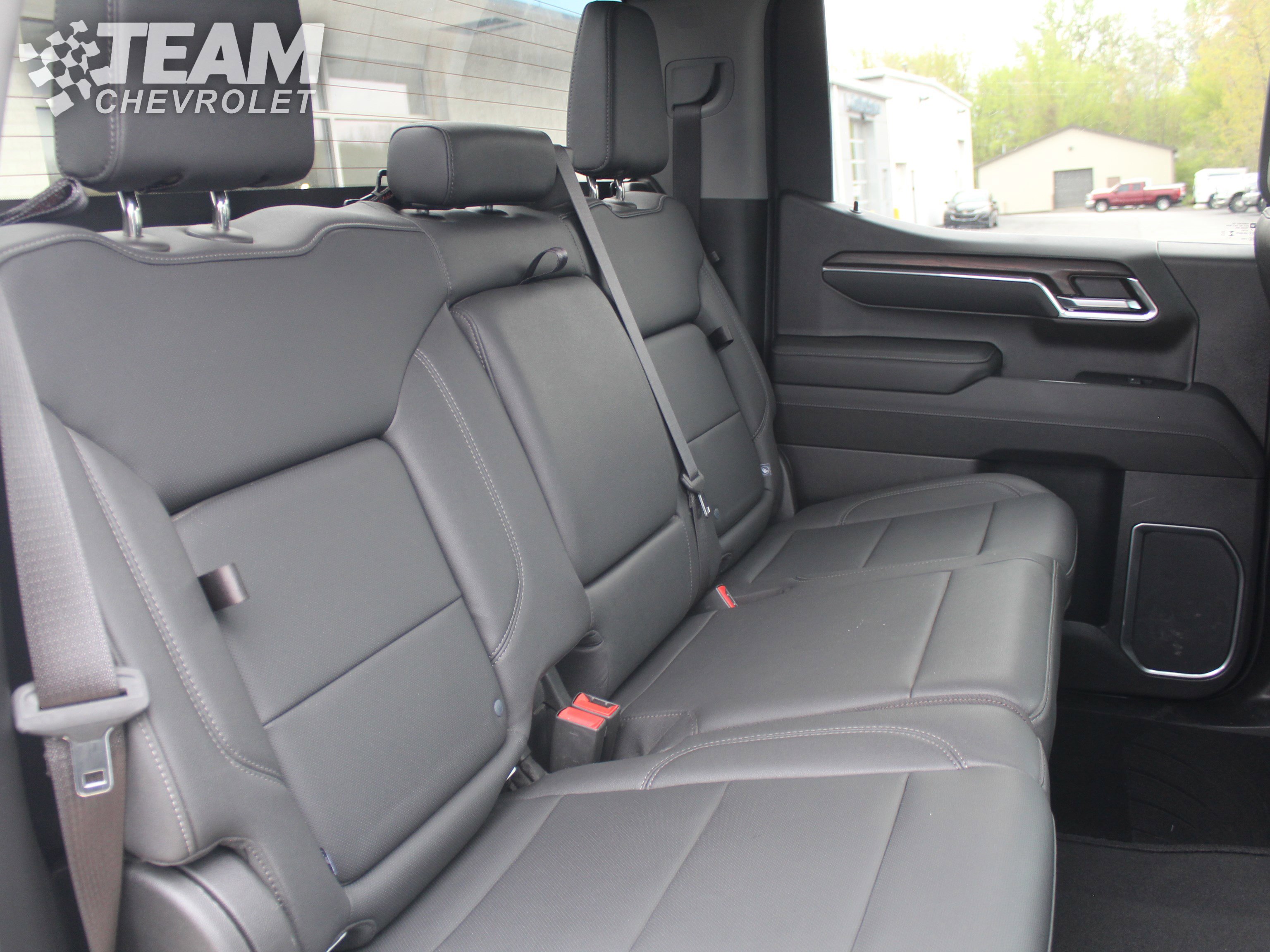 Used 2024 GMC Sierra 1500 SLT AWD/4WD image 23