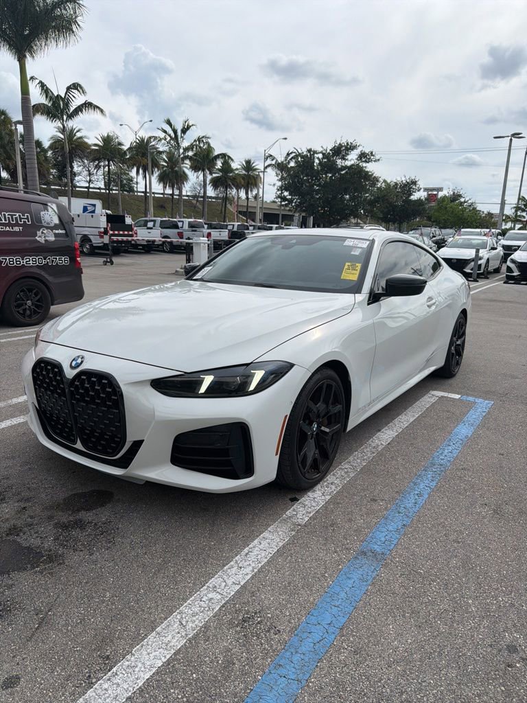 Used 2025 BMW 430i Coupe w/ M Sport Package RWD image 1