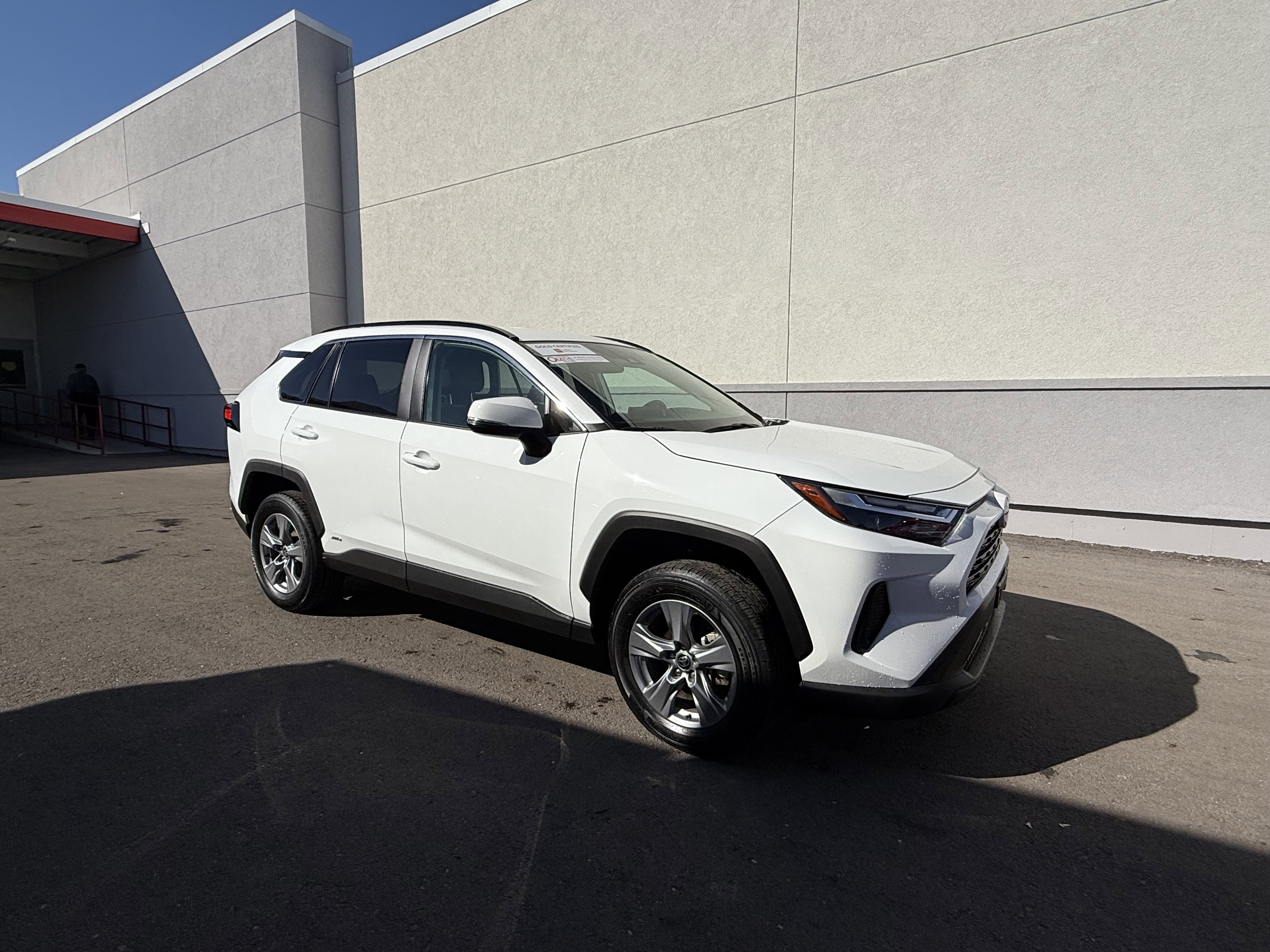 Certified 2025 Toyota RAV4 XLE image 25