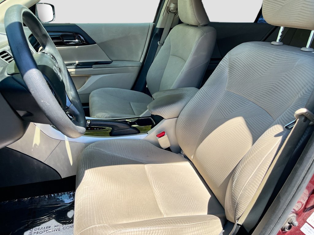 Used 2017 Honda Accord LX image 19