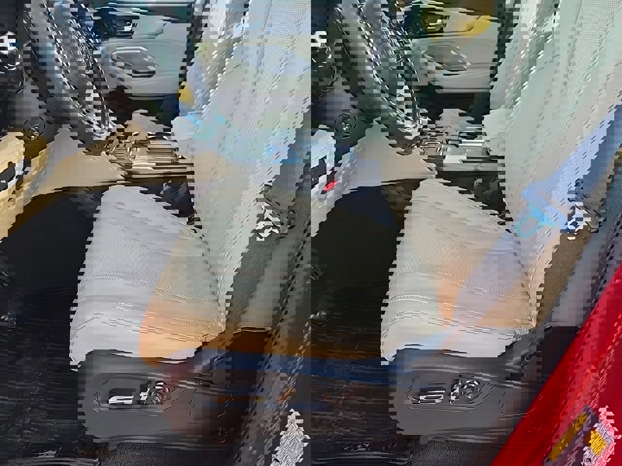 Used 2022 Acura MDX SH-AWD w/ Technology Package image 19