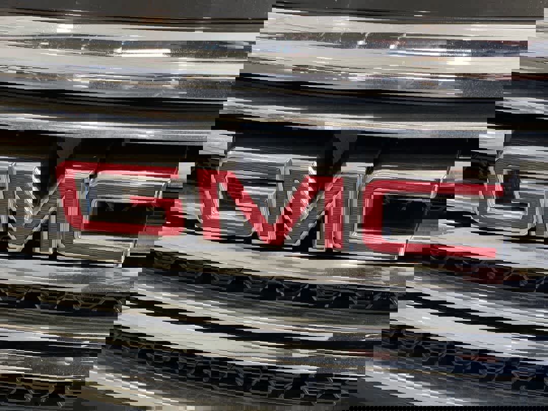 Used 2018 GMC Acadia SLT image 10