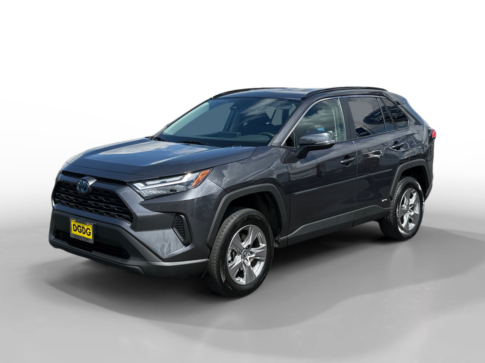 Used 2024 Toyota RAV4 LE AWD/4WD image 1