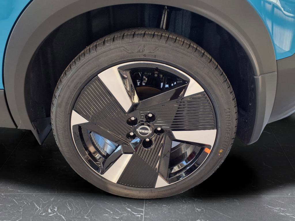 New 2026 Nissan Kicks SR AWD/4WD image 3