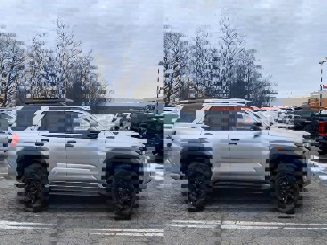 New 2026 Toyota 4Runner 4WD image 2
