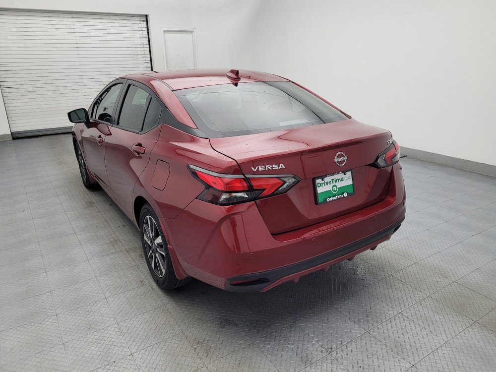 Used 2024 Nissan Versa SV w/ Trunk Package image 5