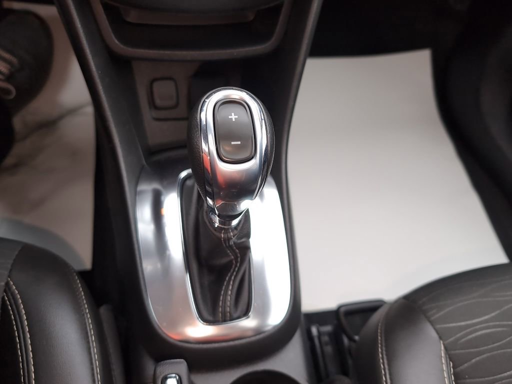 Used 2015 Buick Encore Convenience AWD/4WD image 21