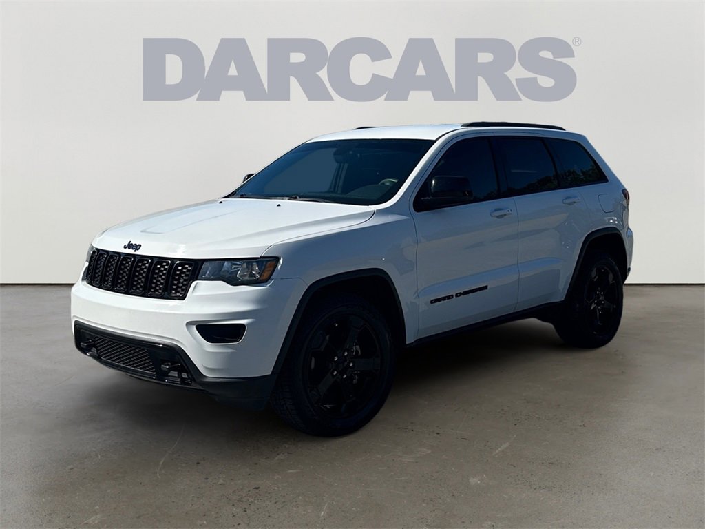 Used 2018 Jeep Grand Cherokee Laredo image 3