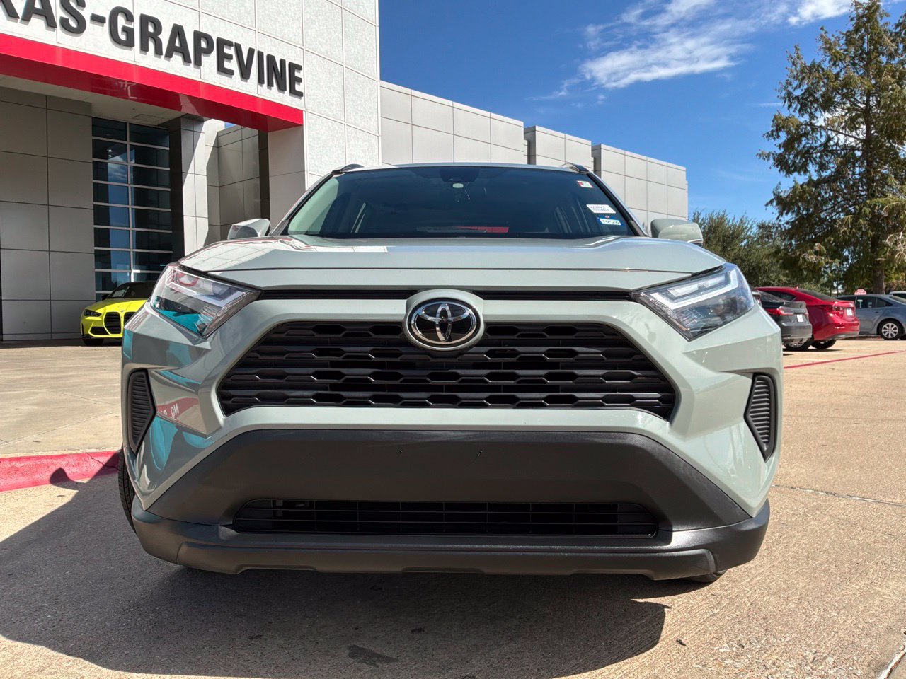 Used 2023 Toyota RAV4 XLE w/ Convenience Package FWD image 3