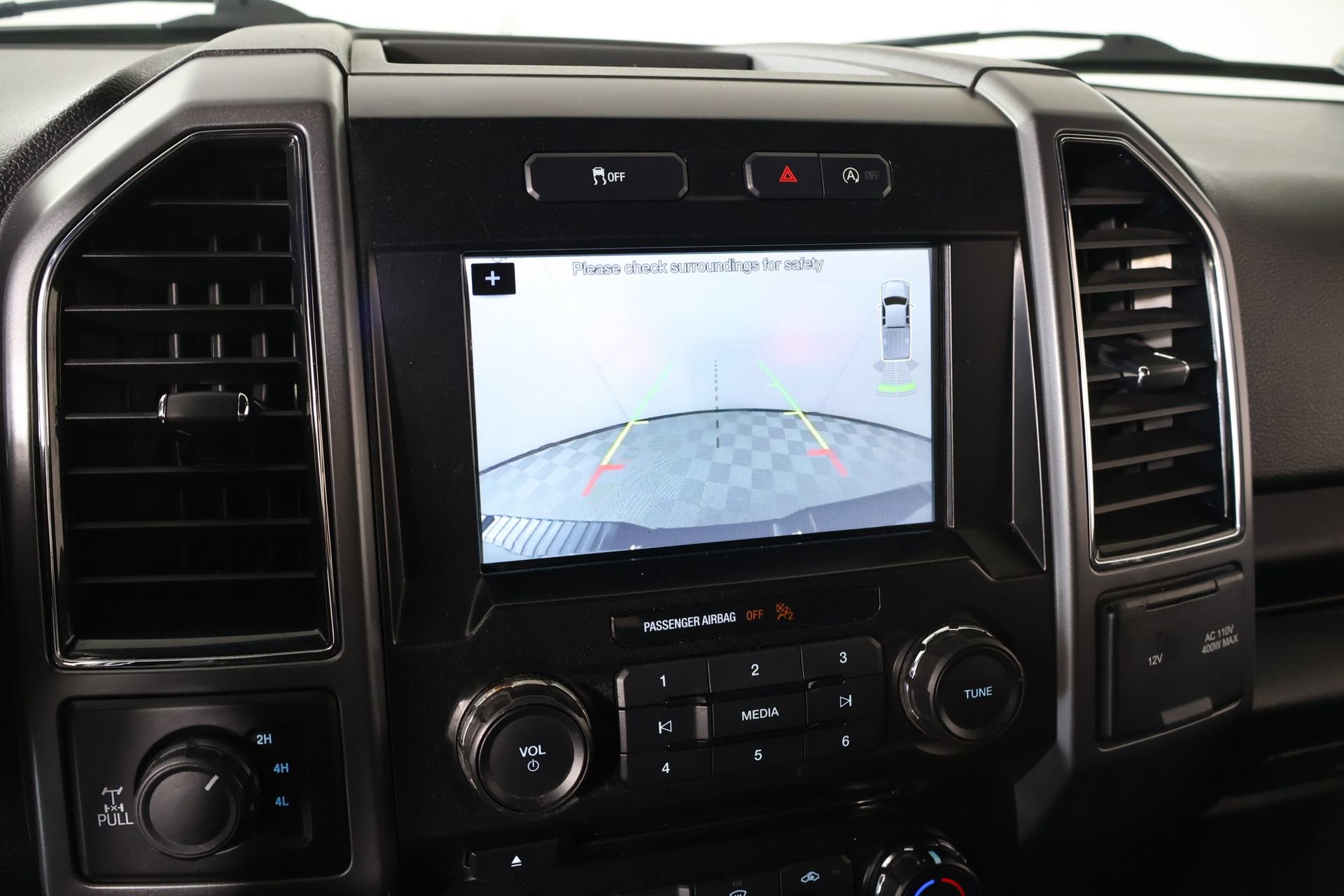 Used 2018 Ford F150 XLT w/ Equipment Group 302A Luxury AWD/4WD image 6