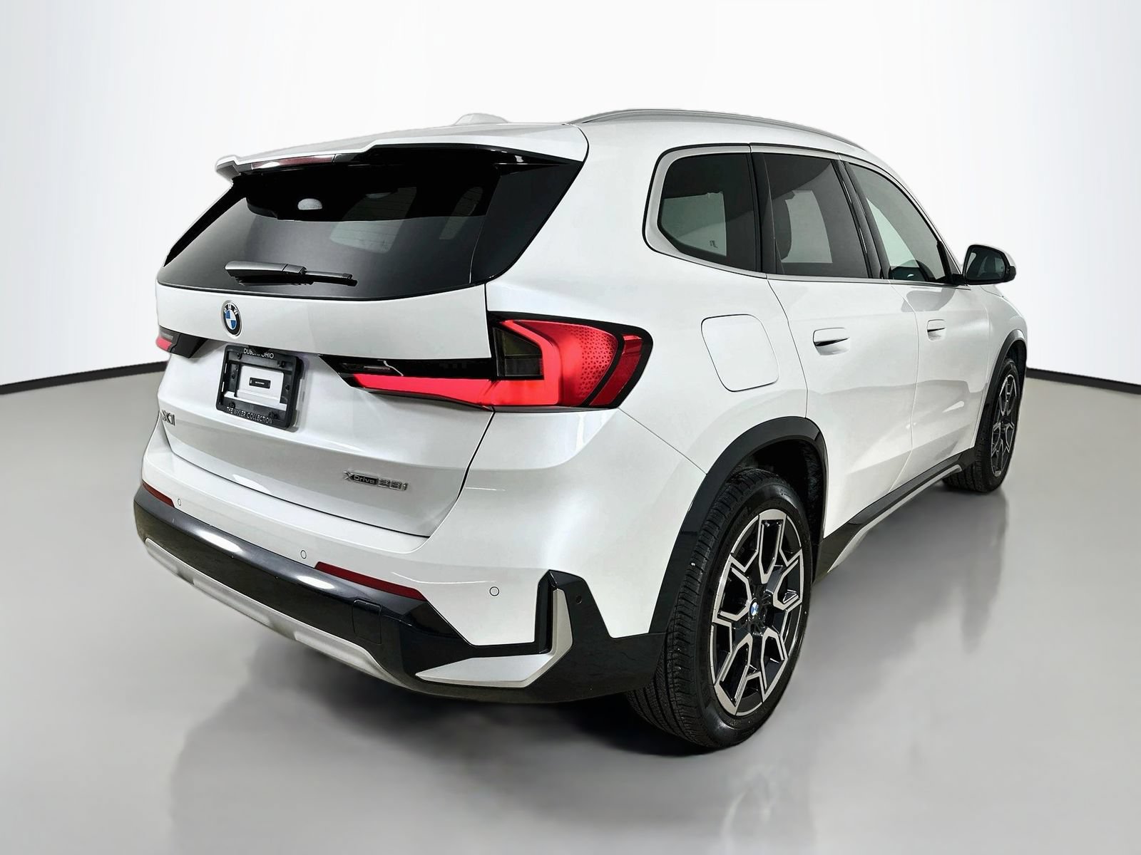 Used 2026 BMW X1 xDrive28i w/ Technology Package AWD/4WD image 5