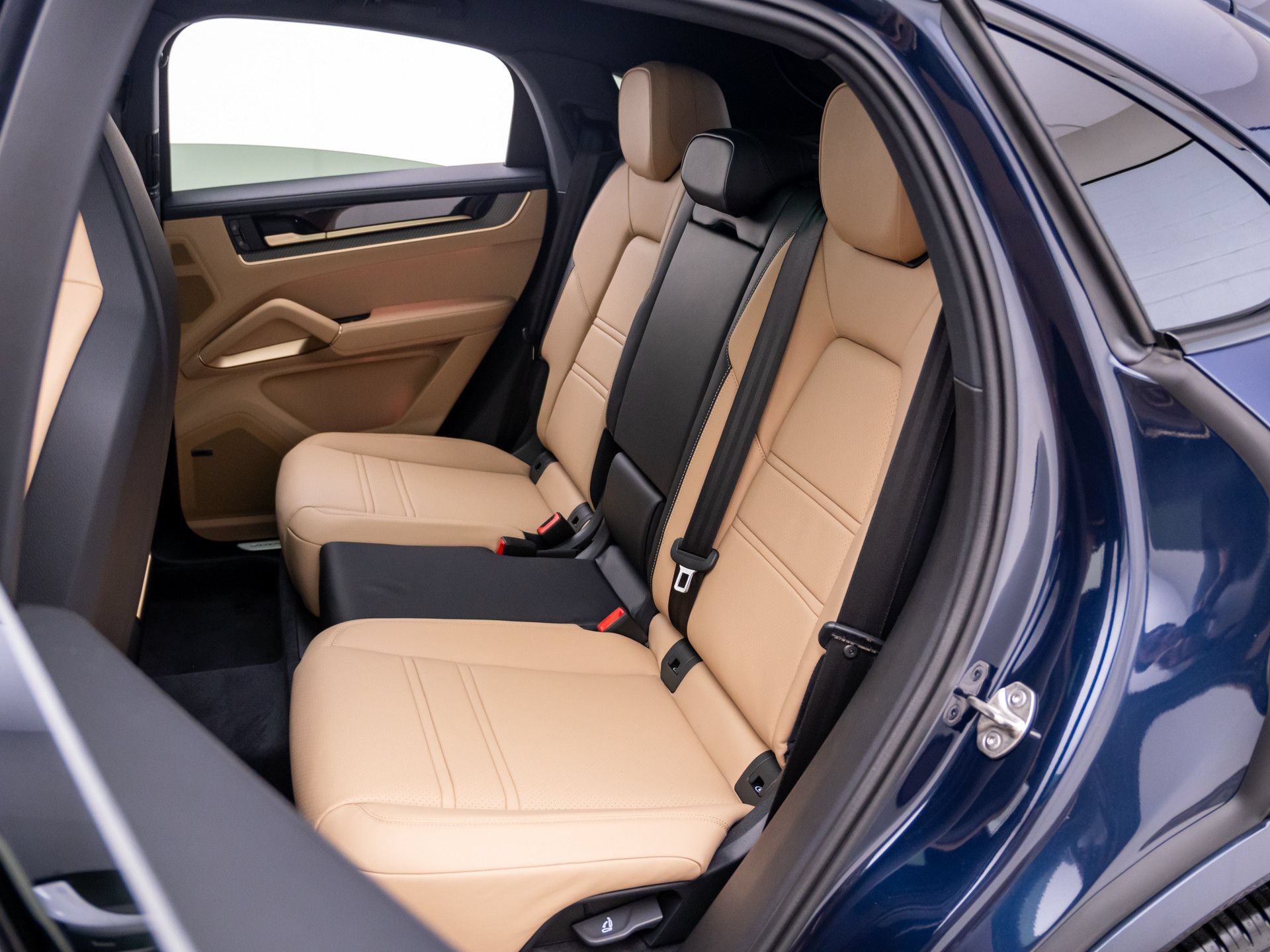 New 2026 Porsche Cayenne S AWD/4WD image 17