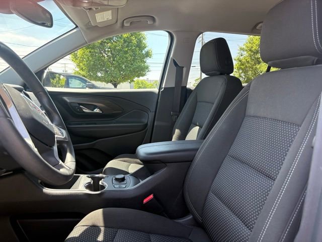 Used 2024 GMC Terrain SLE w/ Driver Convenience Package FWD image 30