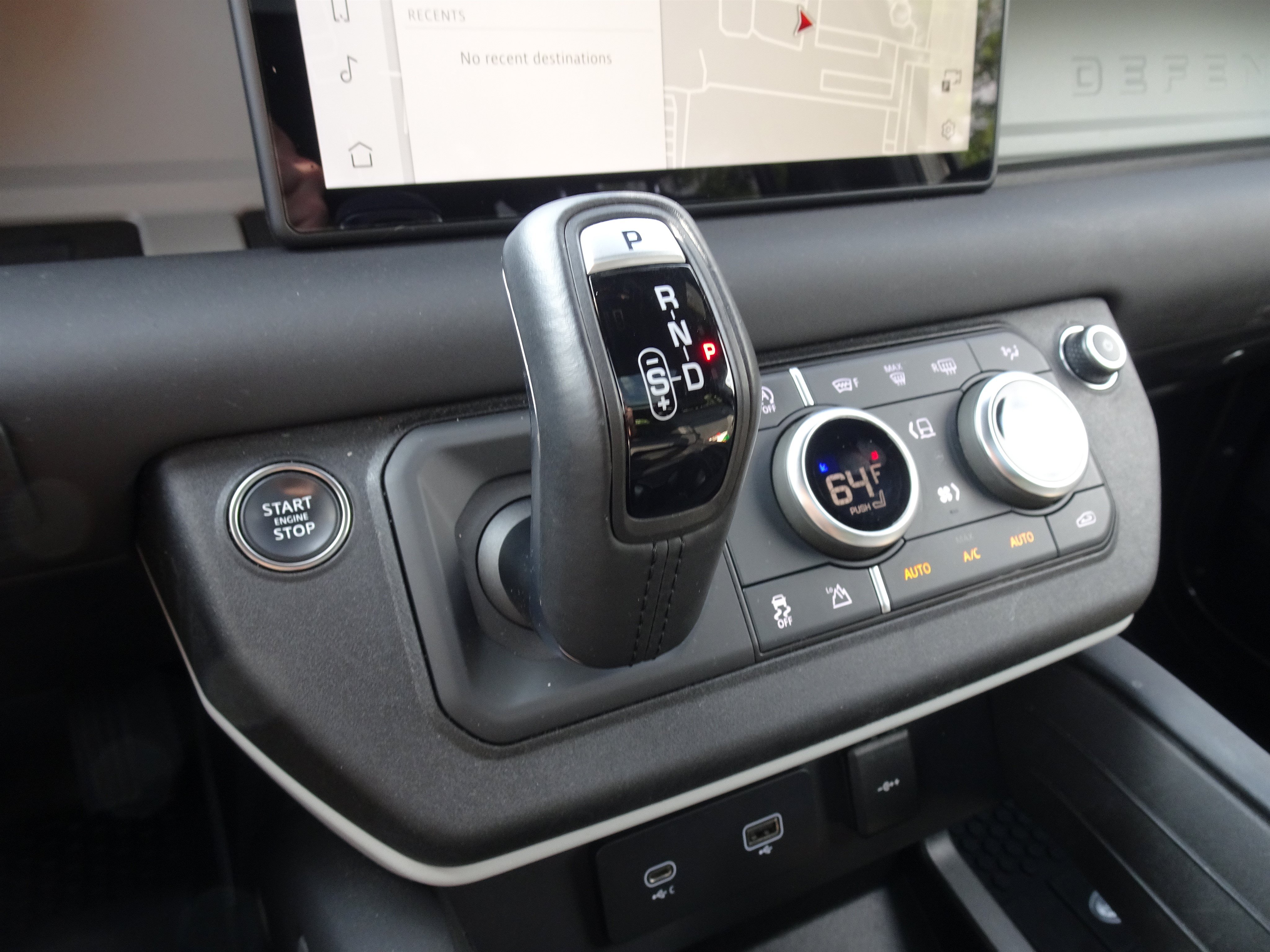 Certified 2024 Land Rover Defender 110 S AWD/4WD image 29