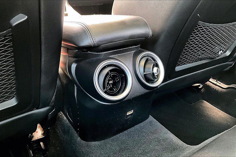 Used 2019 Alfa Romeo Giulia Ti RWD image 20